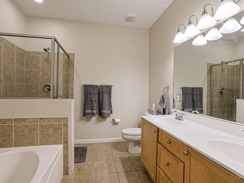 3450 Golden Avenue, Unit 20, Cincinnati, OH 45226 Photo 15