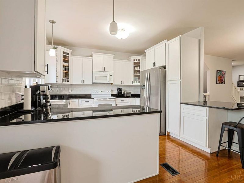 3450 Golden Avenue, Unit 20, Cincinnati, OH 45226 Photo 7