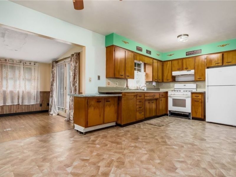 1735 Holly Drive, Zanesville, OH 43701 Photo 8