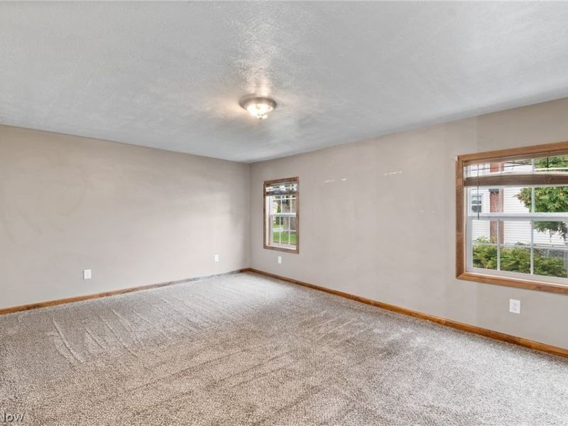 3213 Regent Avenue NE, Canton, OH 44705 Photo 13