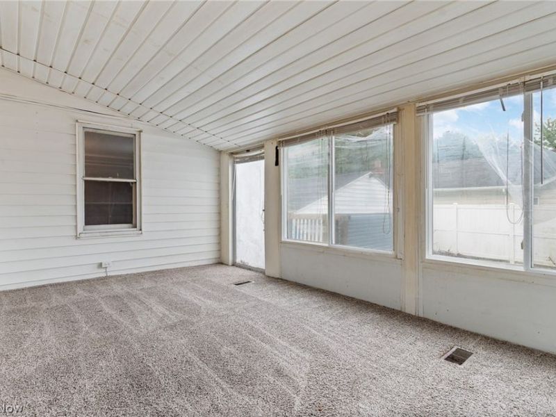 3213 Regent Avenue NE, Canton, OH 44705 Photo 20