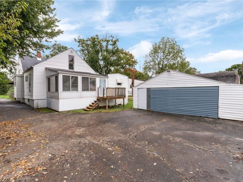 3213 Regent Avenue NE, Canton, OH 44705 Photo 29
