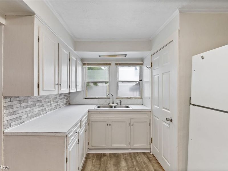 3213 Regent Avenue NE, Canton, OH 44705 Photo 7