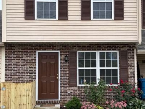 1064 REBECCA STREET, CARLISLE, PA 17013