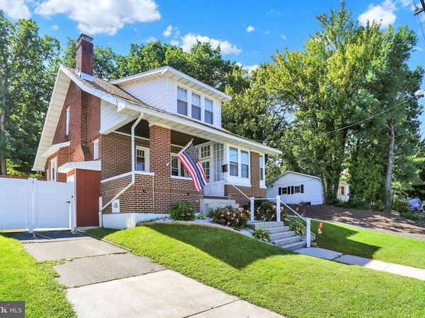 2305 W MARKET STREET, POTTSVILLE, PA 17901