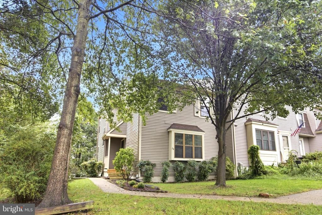 34 Aldridge Court, Sterling, VA 20165 Main Photo