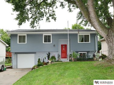 12004 N 157th Street, Bennington, NE 68007