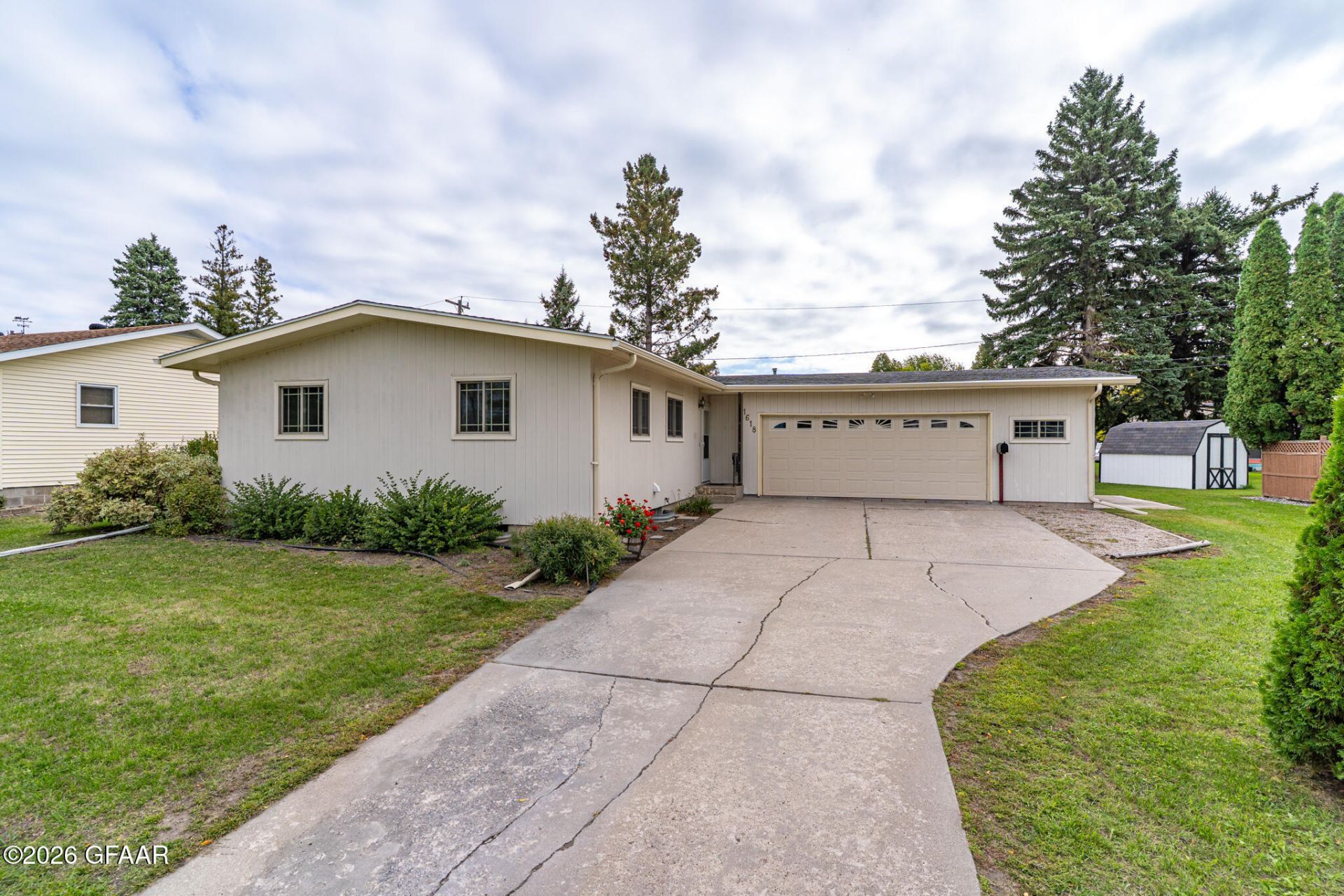 1618 Hoven Lane, Crookston, MN 56716 Main Photo