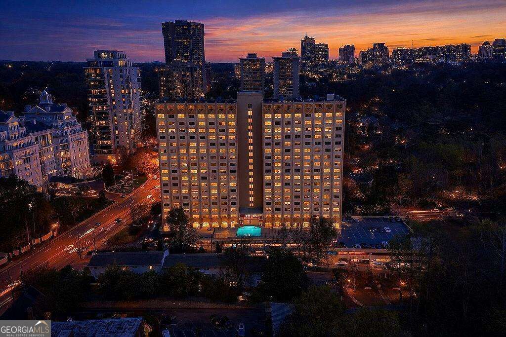 2479 Peachtree Road Ne, Unit 1517, Atlanta, GA 30305 Main Photo