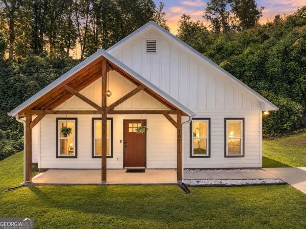 165 Logan Lane, Ellijay, GA 30540