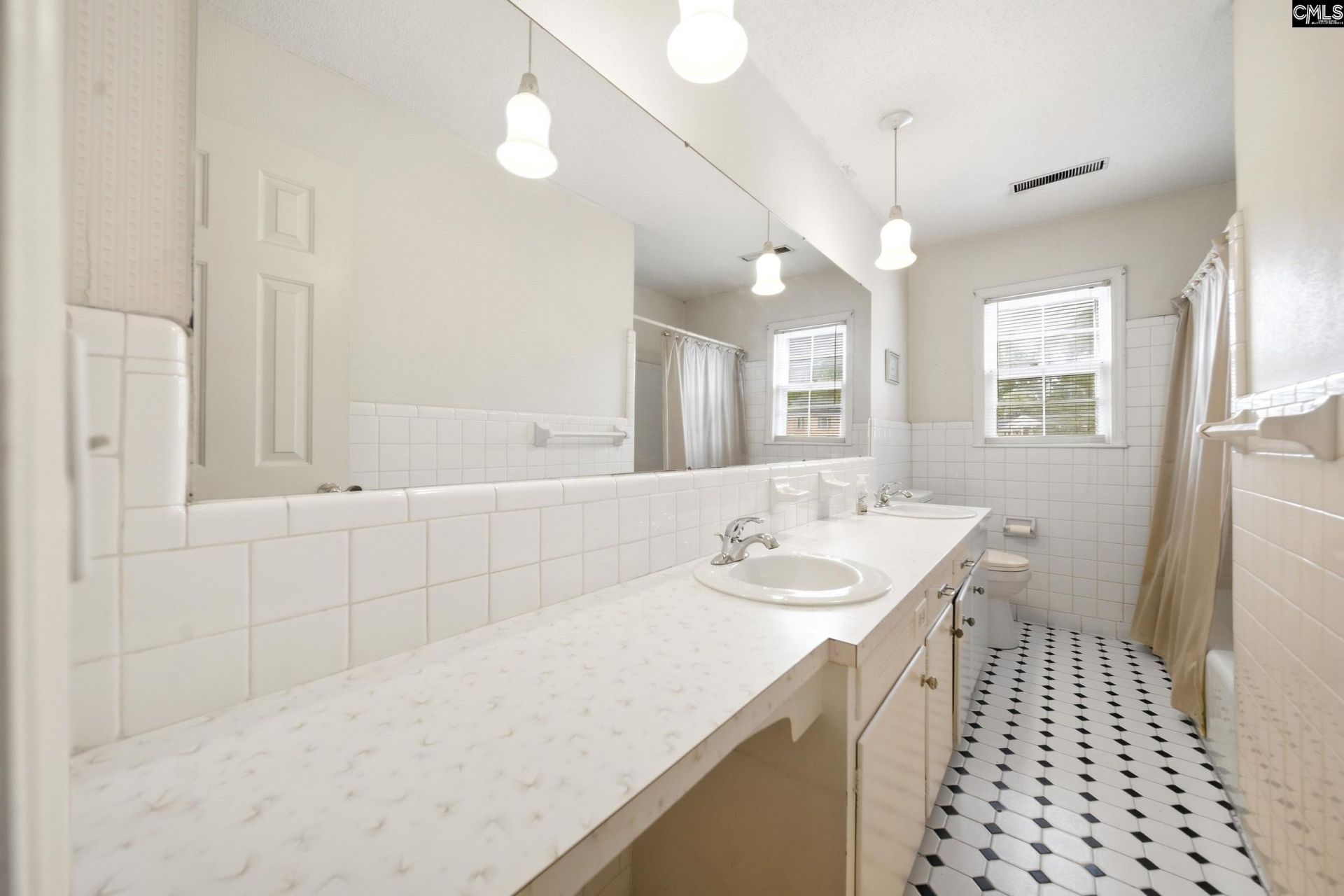 2439 Dove Lane Photo 32