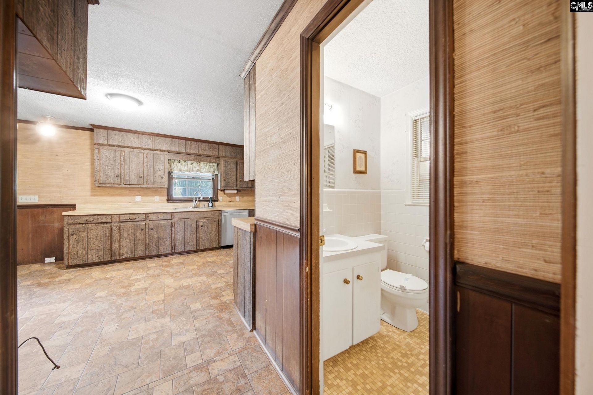2439 Dove Lane Photo 8