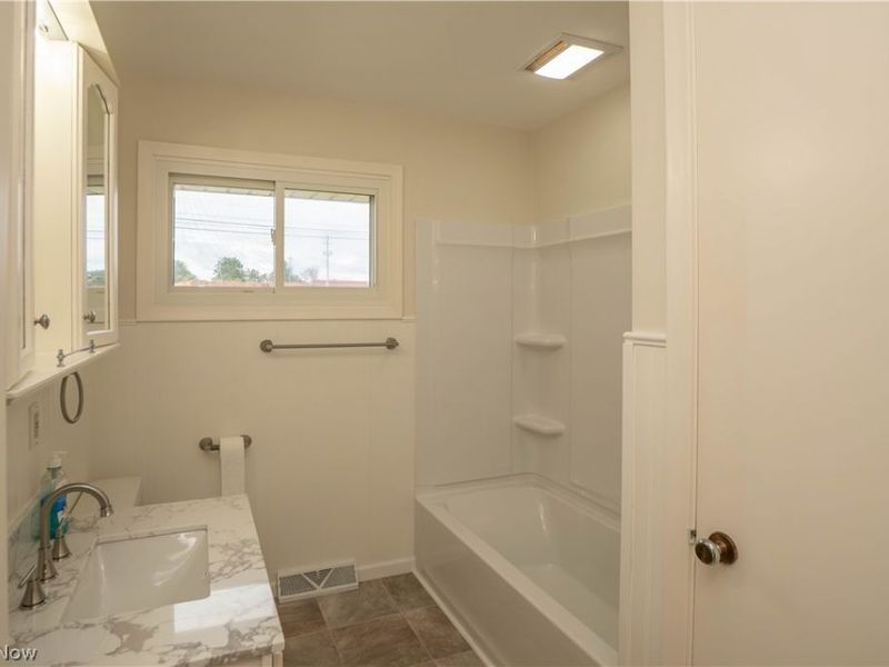 1615 Whipple Avenue NW, Canton, OH 44708 Photo 17