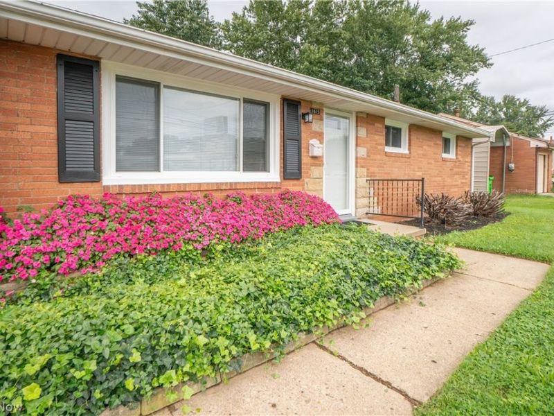 1615 Whipple Avenue NW, Canton, OH 44708 Photo 2
