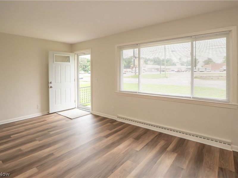 1615 Whipple Avenue NW, Canton, OH 44708 Photo 5