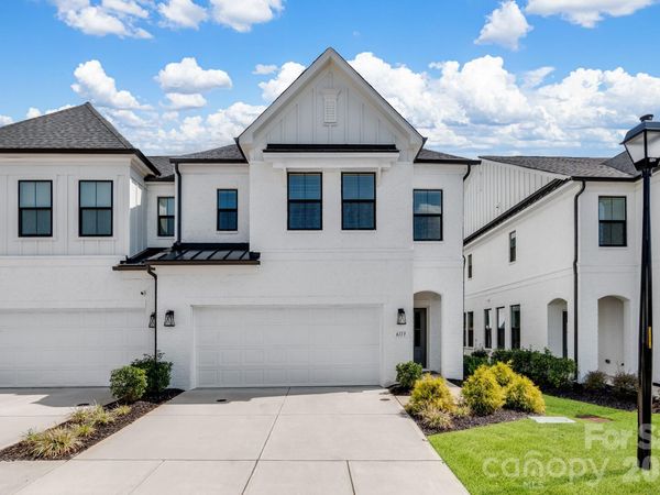 6113 Mariemont Circle, Charlotte, NC 28226