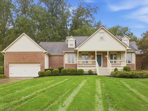 6420 Valley Chase Court , Galena, OH 43021