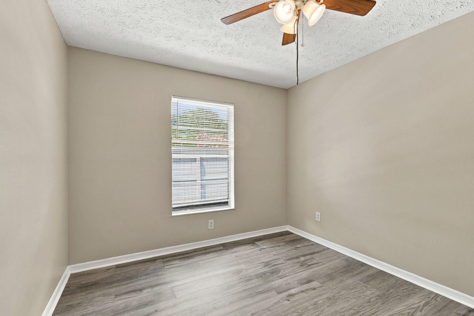680 SW Colleen Avenue, Port Saint Lucie, FL 34983 Photo