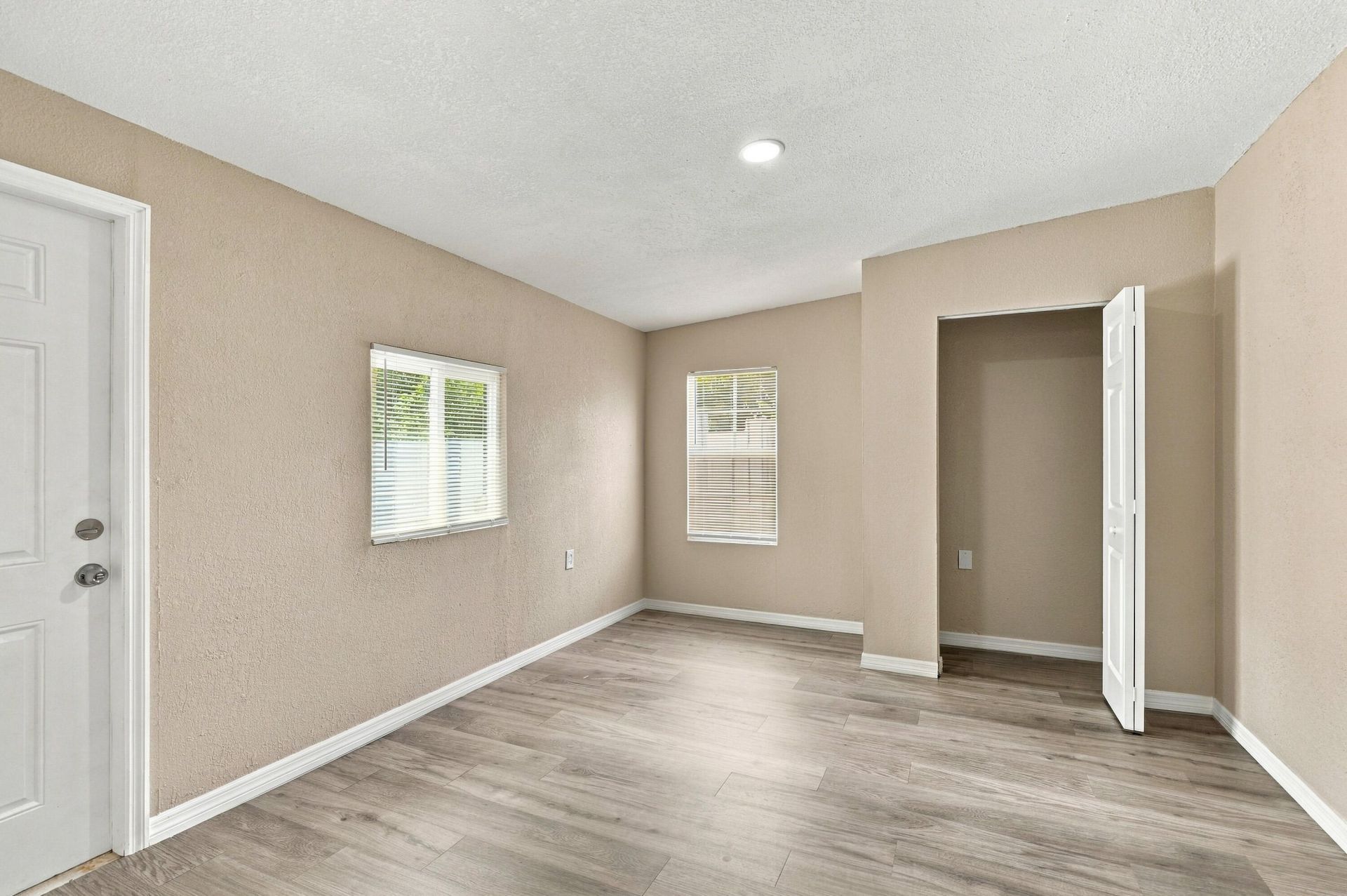 680 SW Colleen Avenue, Port Saint Lucie, FL 34983 Photo