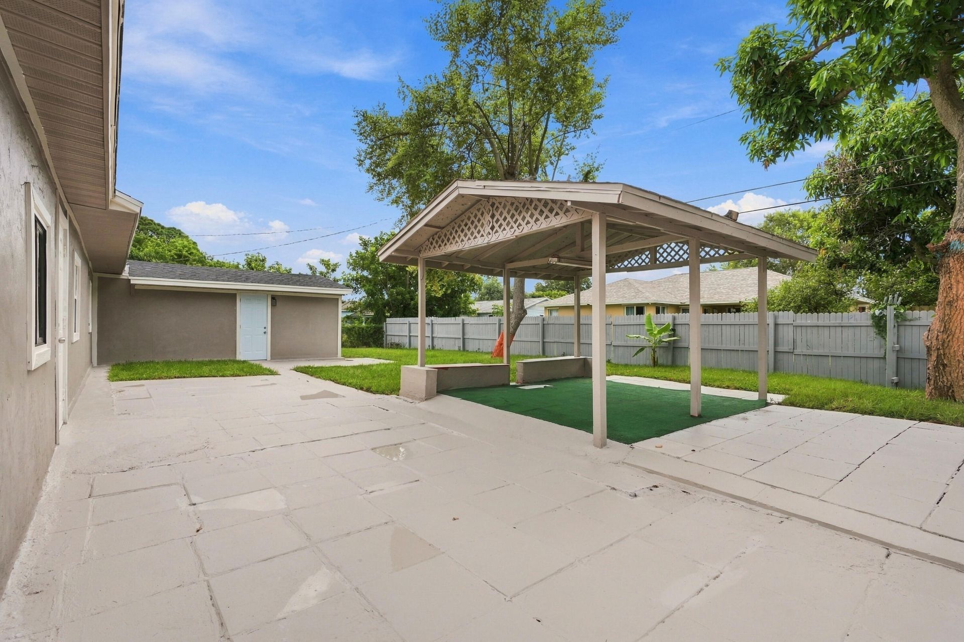 680 SW Colleen Avenue, Port Saint Lucie, FL 34983 Photo