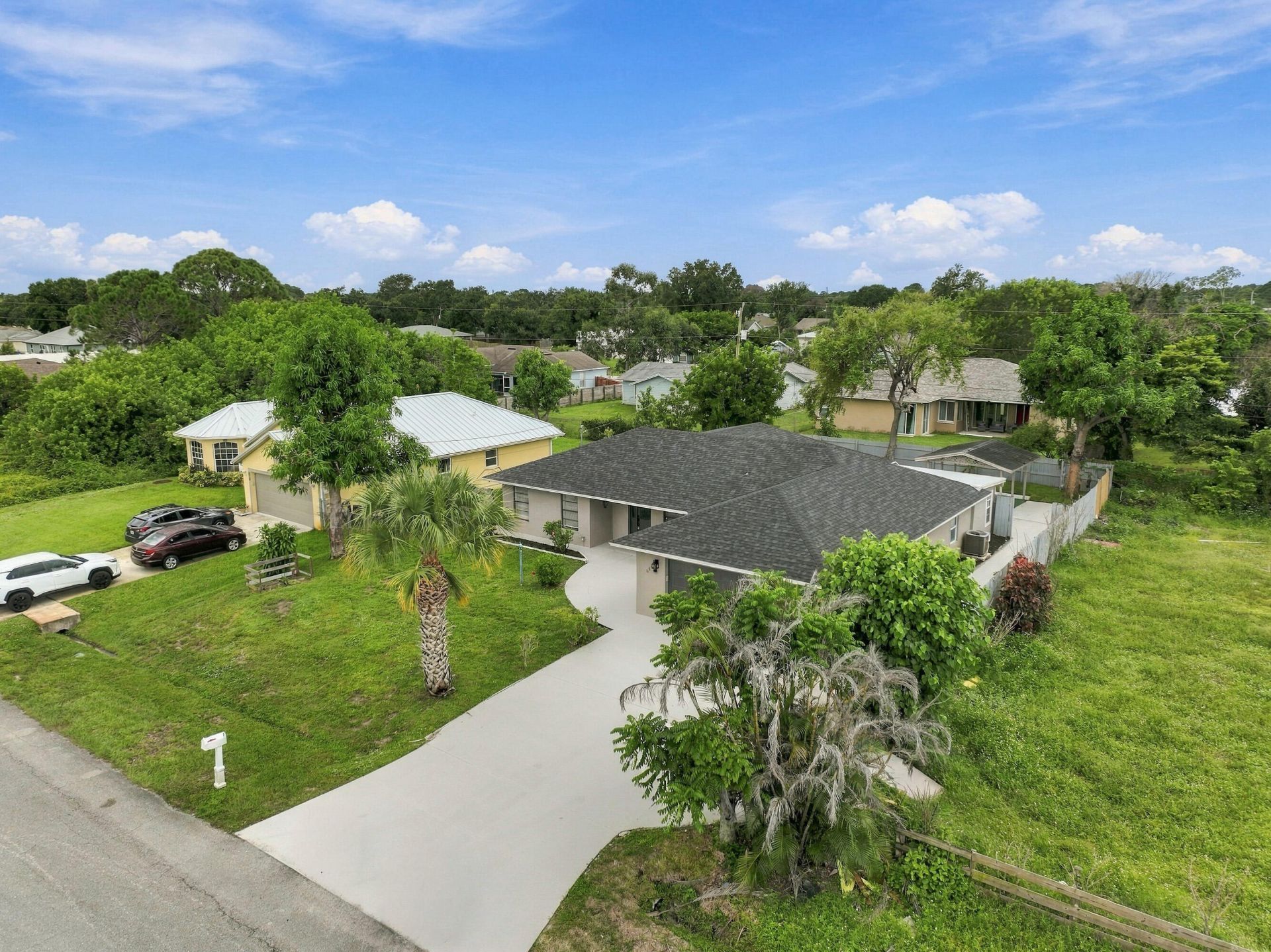 680 SW Colleen Avenue, Port Saint Lucie, FL 34983 Photo