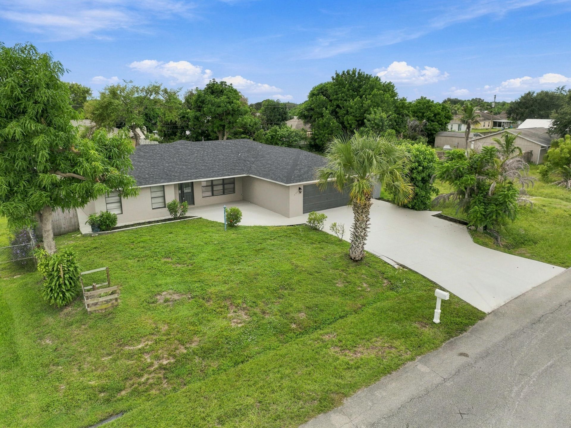 680 SW Colleen Avenue, Port Saint Lucie, FL 34983 Photo