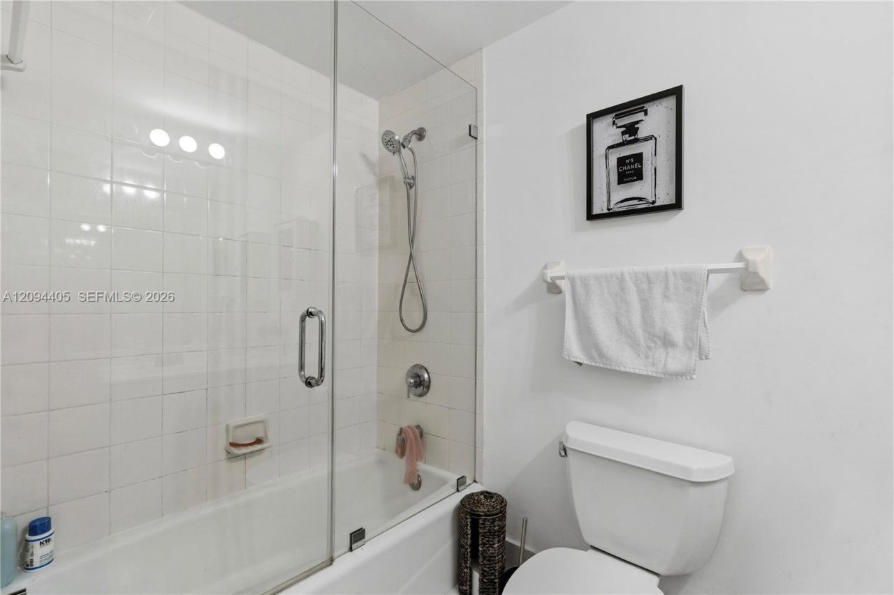 185 SE 14th Ter, Unit 1402, Miami, FL 33131 Photo
