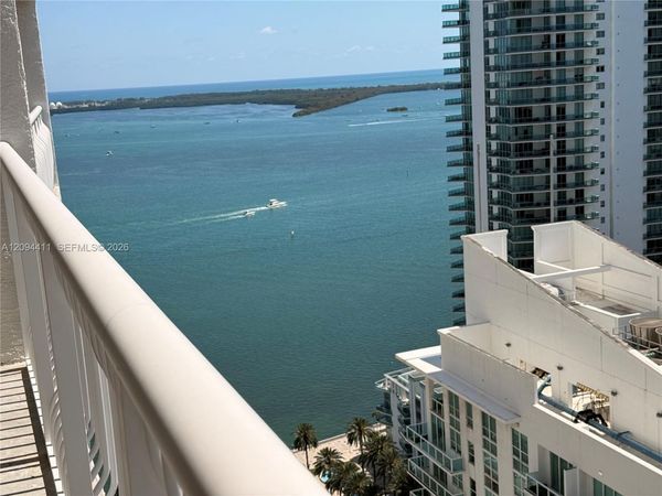 1200 Brickell Bay Dr , Unit 3621, Miami, FL 33131