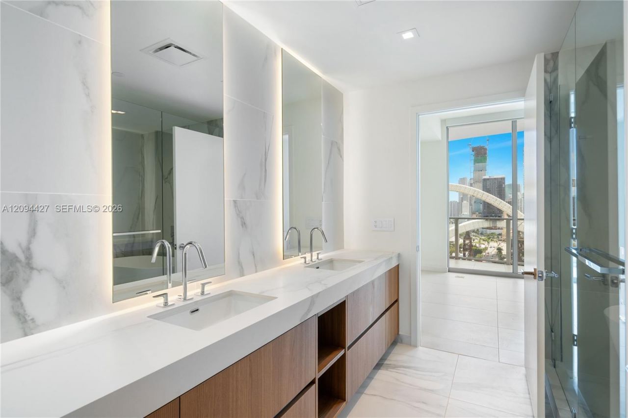 1400 Biscayne Blvd, Unit 2502, Miami, FL 33132 Photo