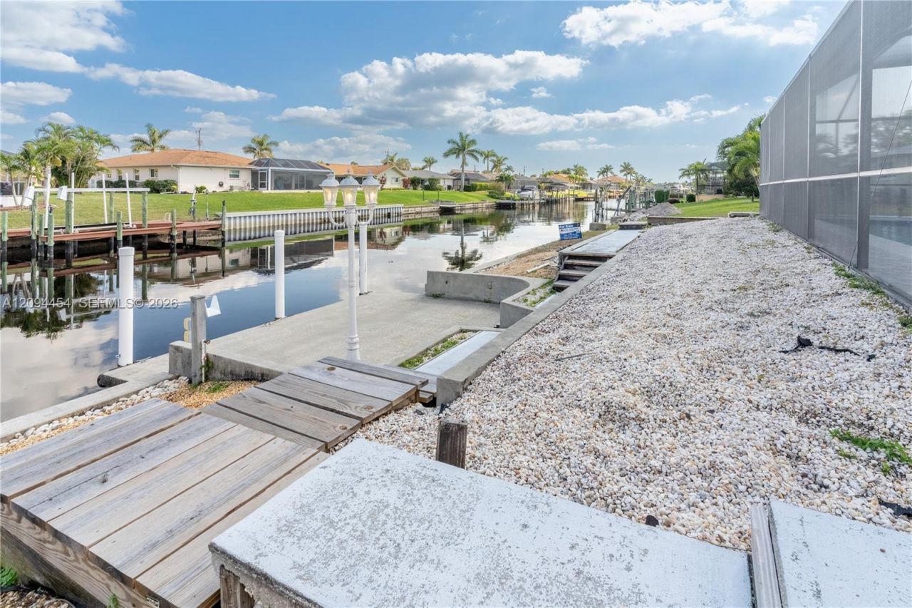3405 SE 16th Pl, Cape Coral, FL 33904 Photo