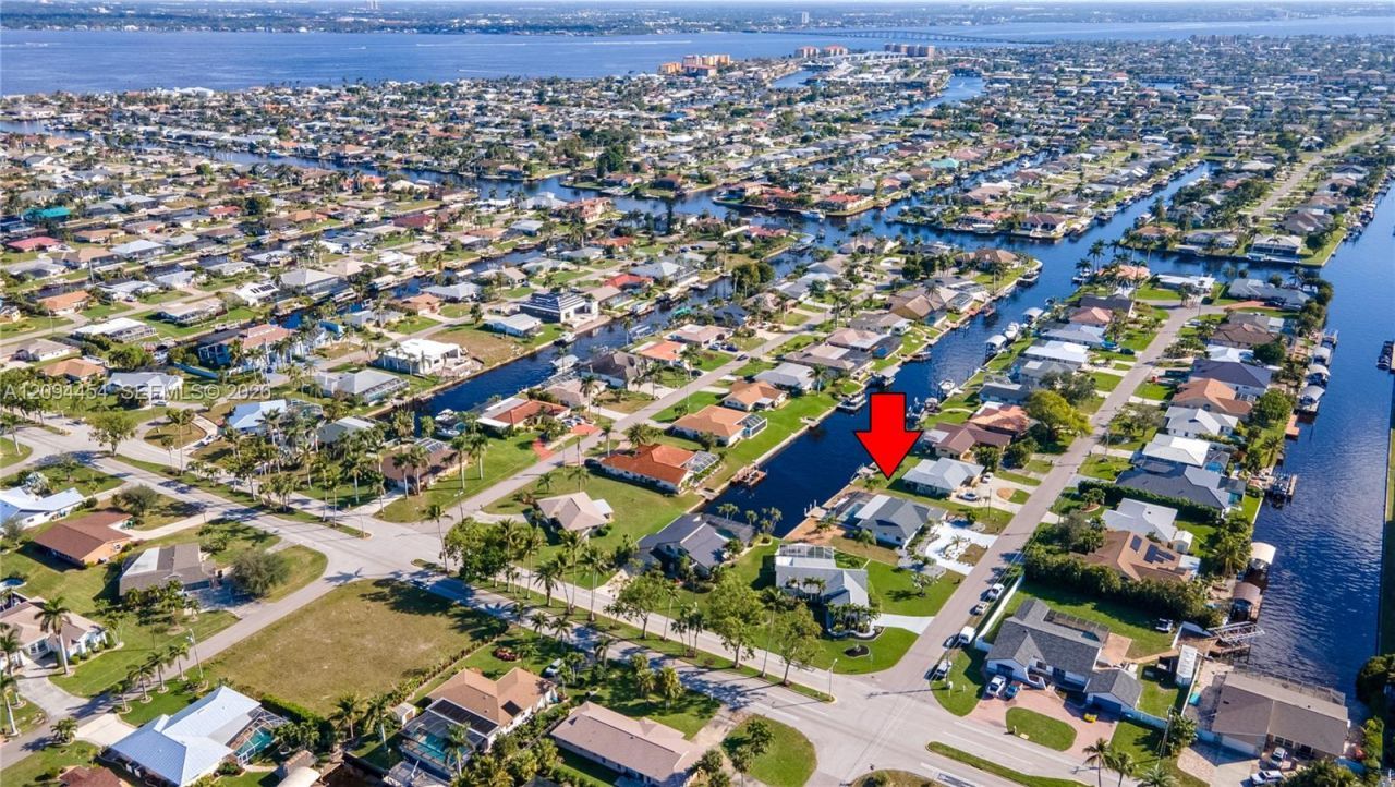 3405 SE 16th Pl, Cape Coral, FL 33904 Photo