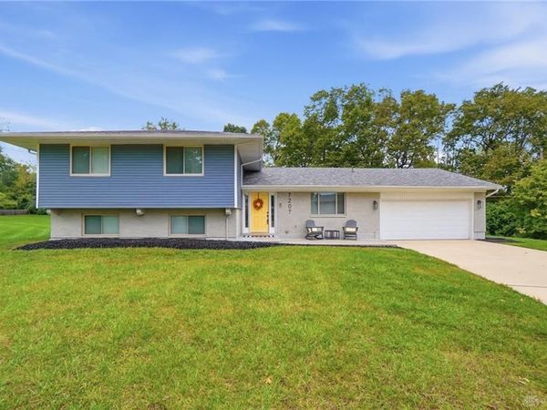 7207 Barr Circle, Dayton, OH 45459