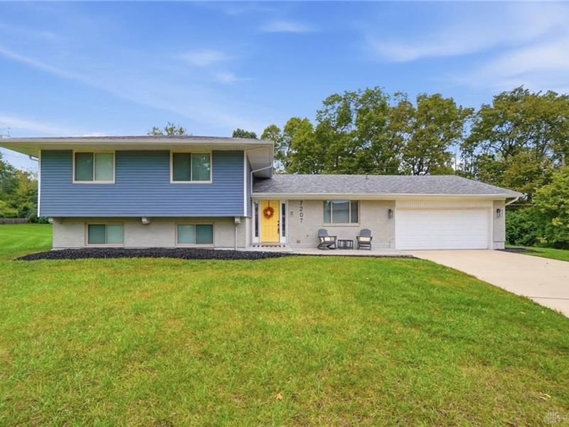 7207 Barr Circle, Dayton, OH 45459 Photo 1