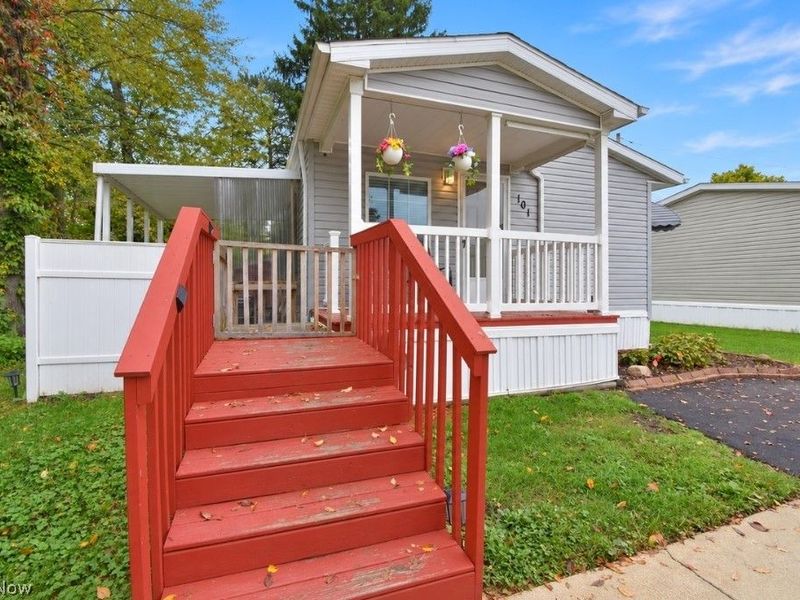 6835 Richmond Road , Unit 101, Solon, OH 44139 Photo 2