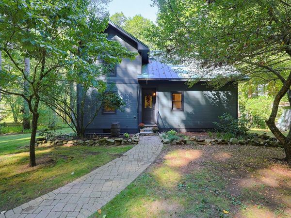 510 Mendon St, Uxbridge, MA 01569