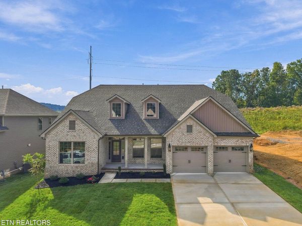 1828 Hickory Reserve Rd, Knoxville, TN 37932