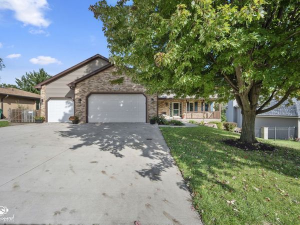 406 Garden Terrace, Shorewood, IL 60404