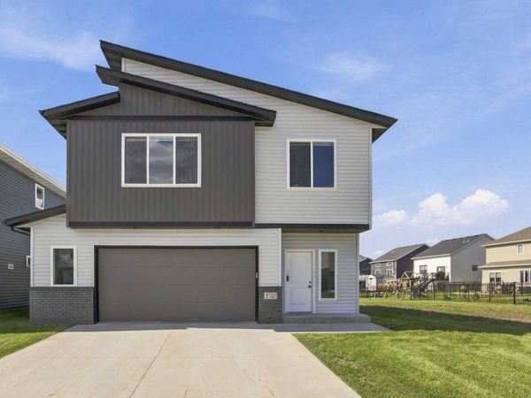 2722 12th Street W, West Fargo, ND 58078