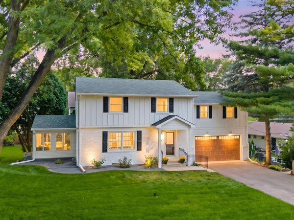 5613 Warden Avenue, Edina, MN 55436