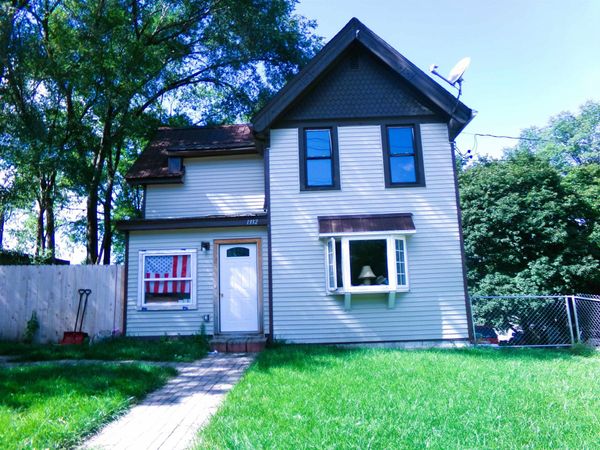 1332 Beloit Avenue, Janesville, WI 53546