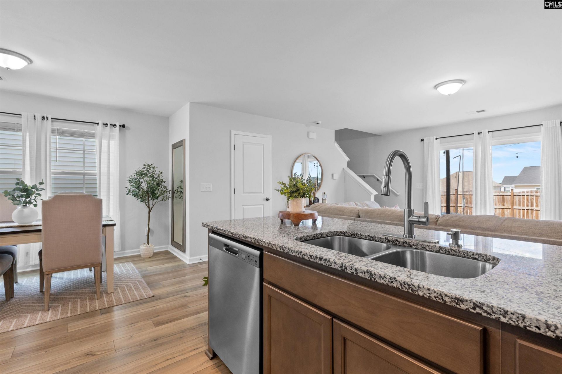 627 N Long Star Way  Photo 4