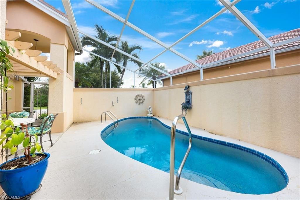 129 Sabal Lake Dr, Naples, FL 34104 Photo