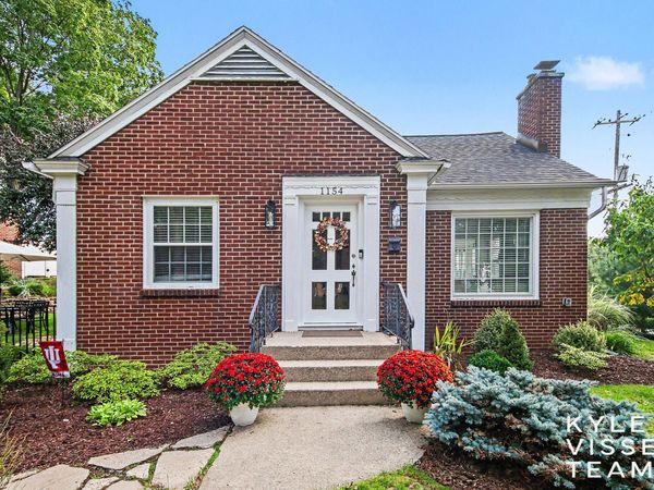 1154 Cadillac Drive SE, Grand Rapids, MI 49506