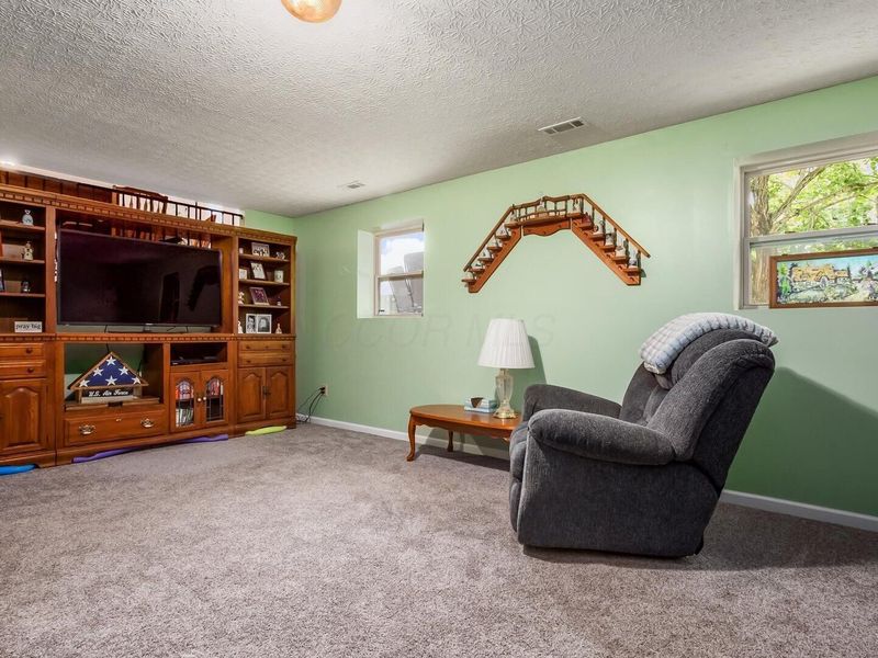 5775 School House Road , Frazeysburg, OH 43822 Photo 21