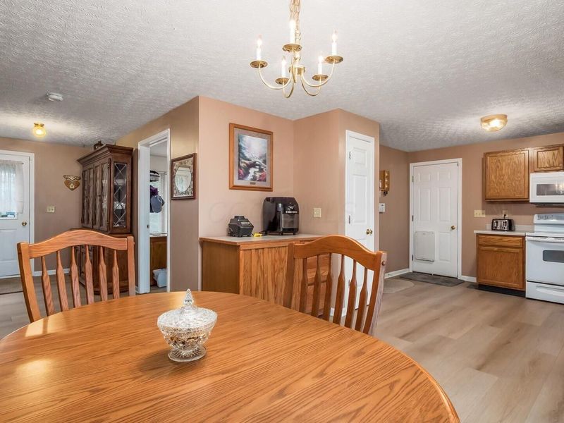 5775 School House Road , Frazeysburg, OH 43822 Photo 5