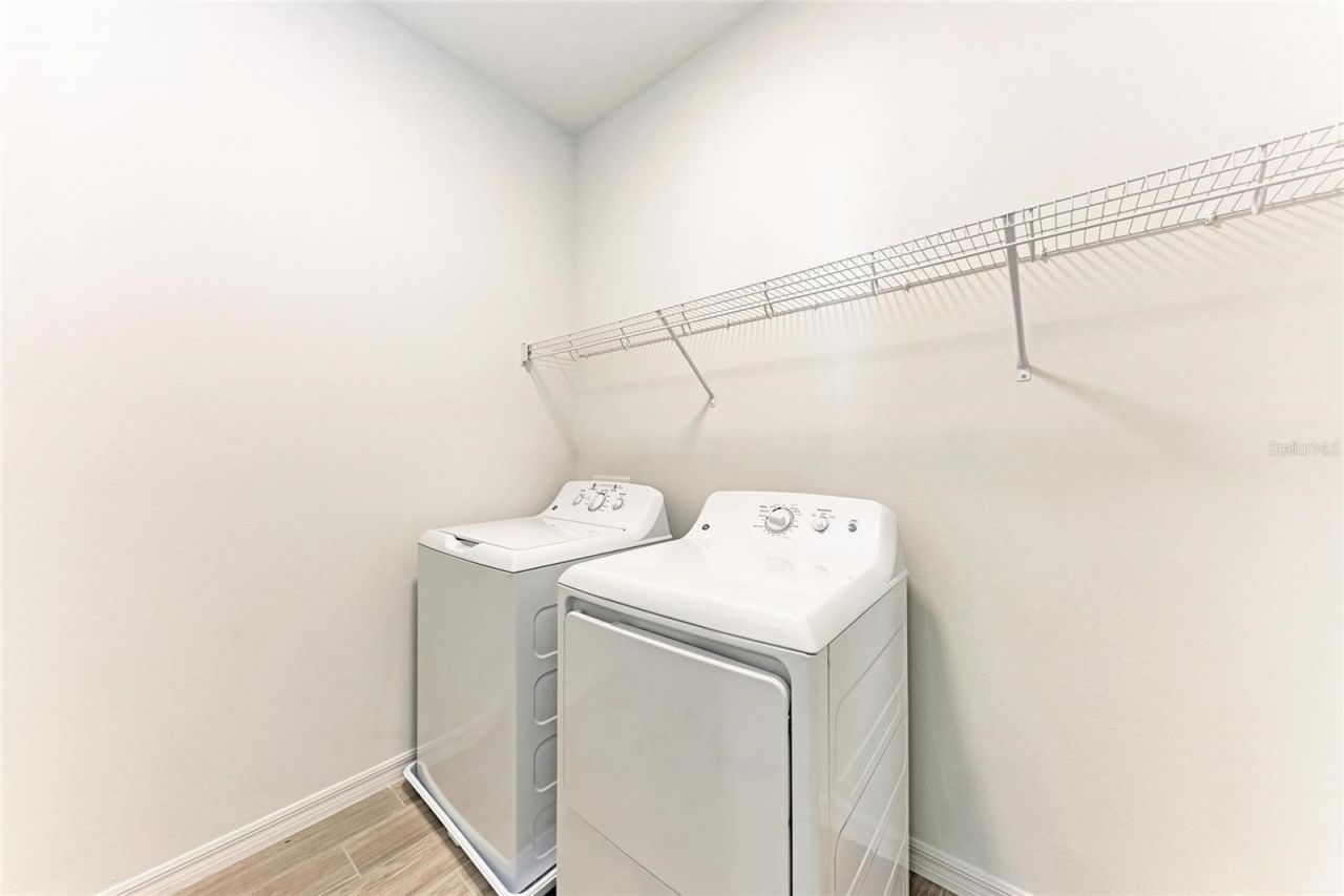 317 Via Tuscany Avenue , Sarasota, FL 34243 Photo