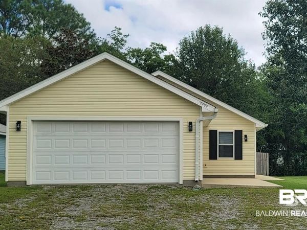 9090 Bay Pines Road, Elberta, AL 36530