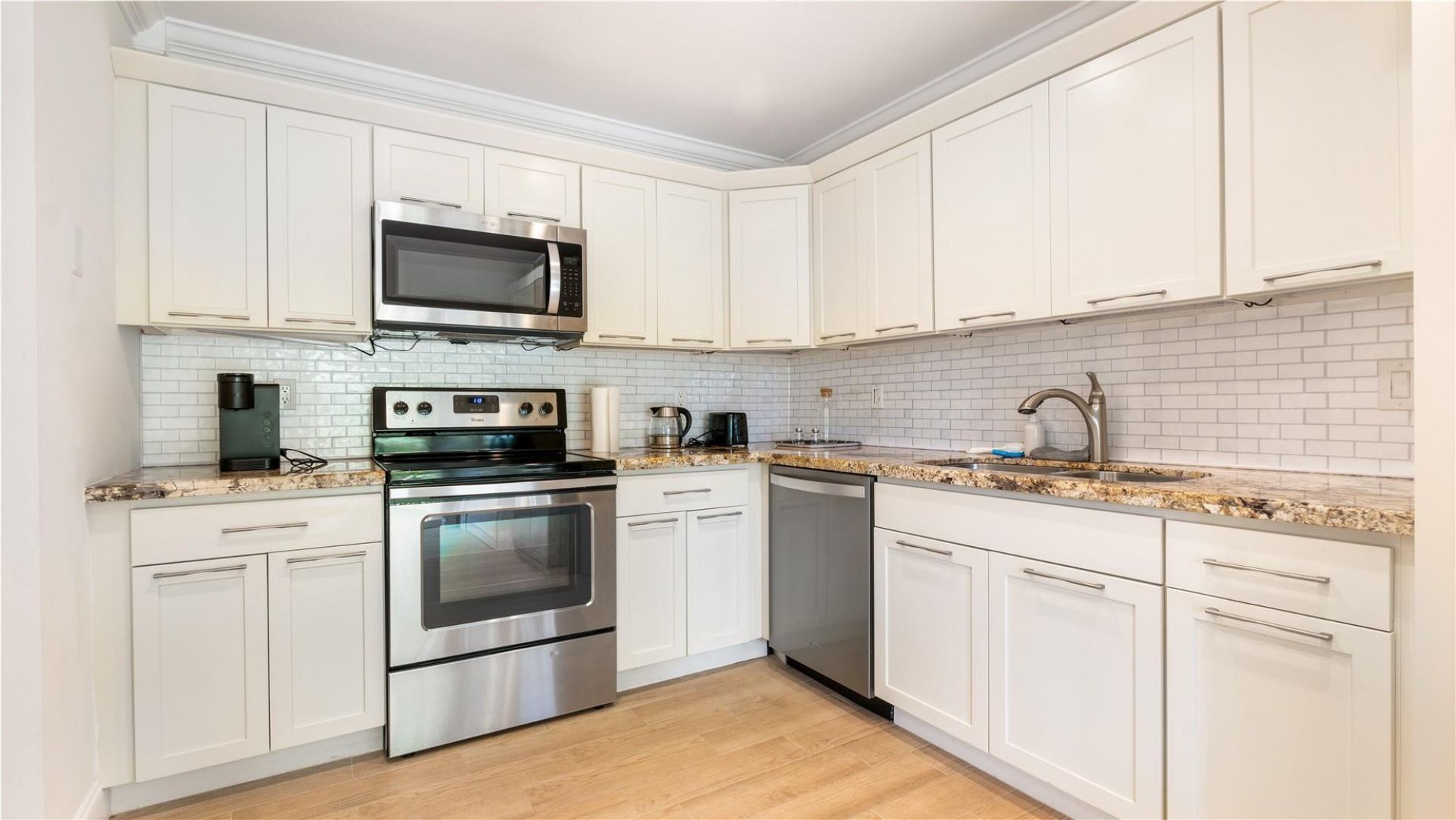 6525 Via Regina, Unit 0100, Boca Raton, FL 33433 Photo