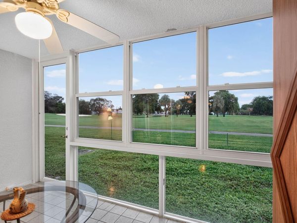 7640 NW 18TH Street, Unit 105, Margate, FL 33063