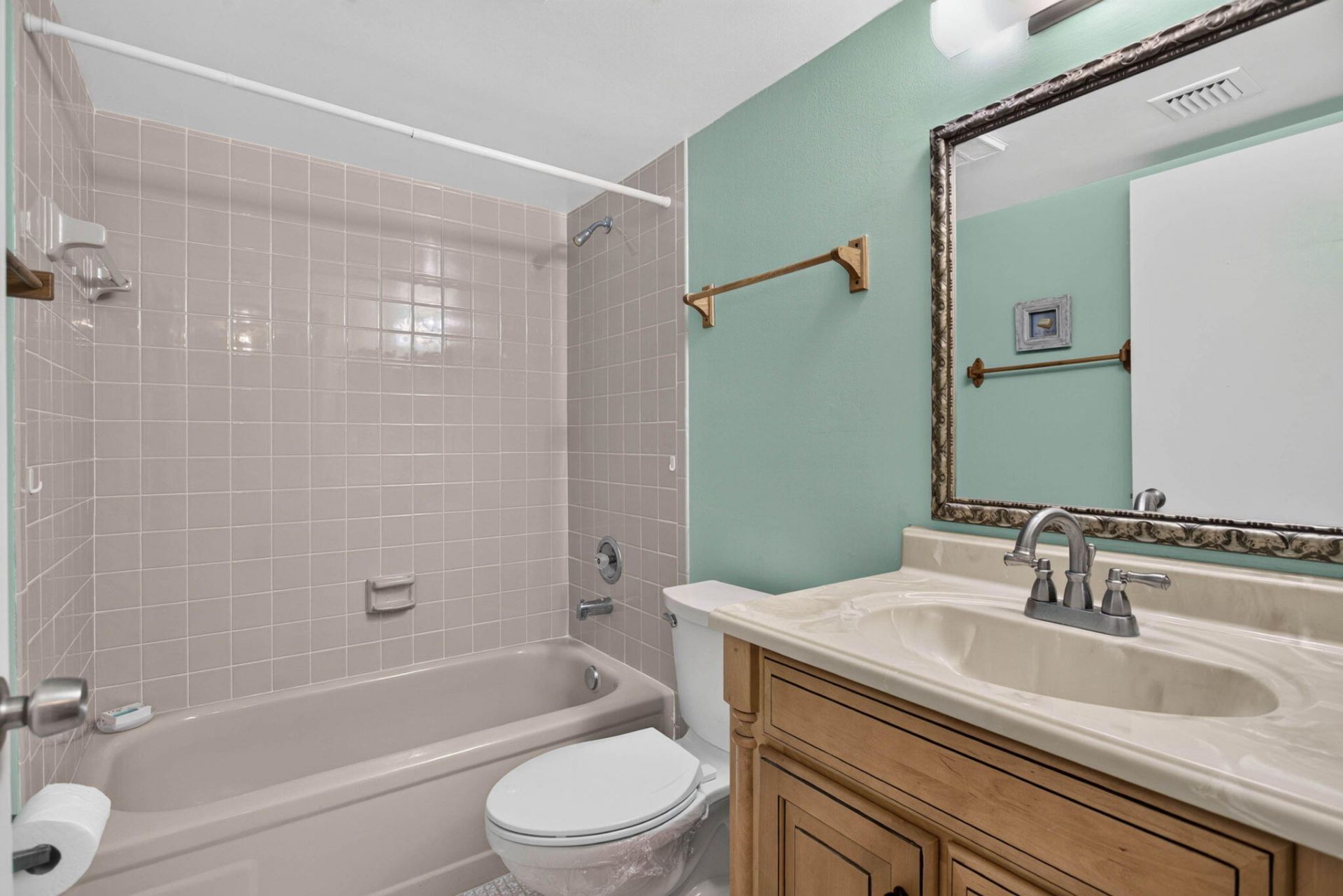 7640 NW 18th Street, Unit 105, Margate, FL 33063 Photo